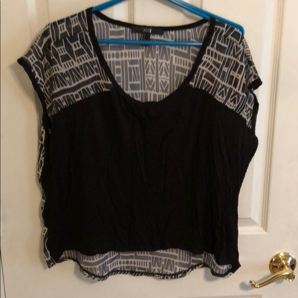 Forever 21 short sleeve shirt